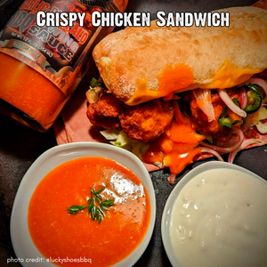 Salsa de barbacoa y alitas de búfalo con ajo de Croix Valley